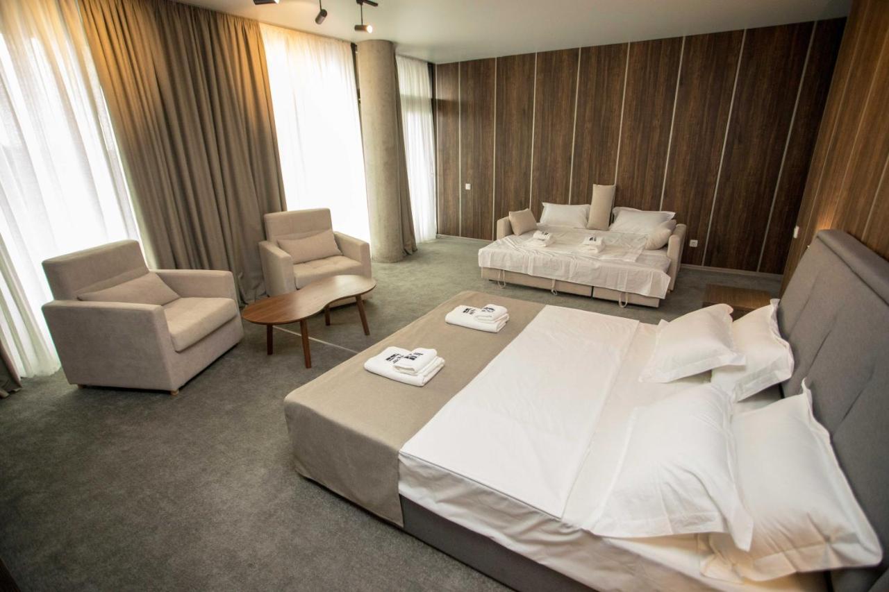 Hotel Nobilis Hall Kobuleti ภายนอก รูปภาพ