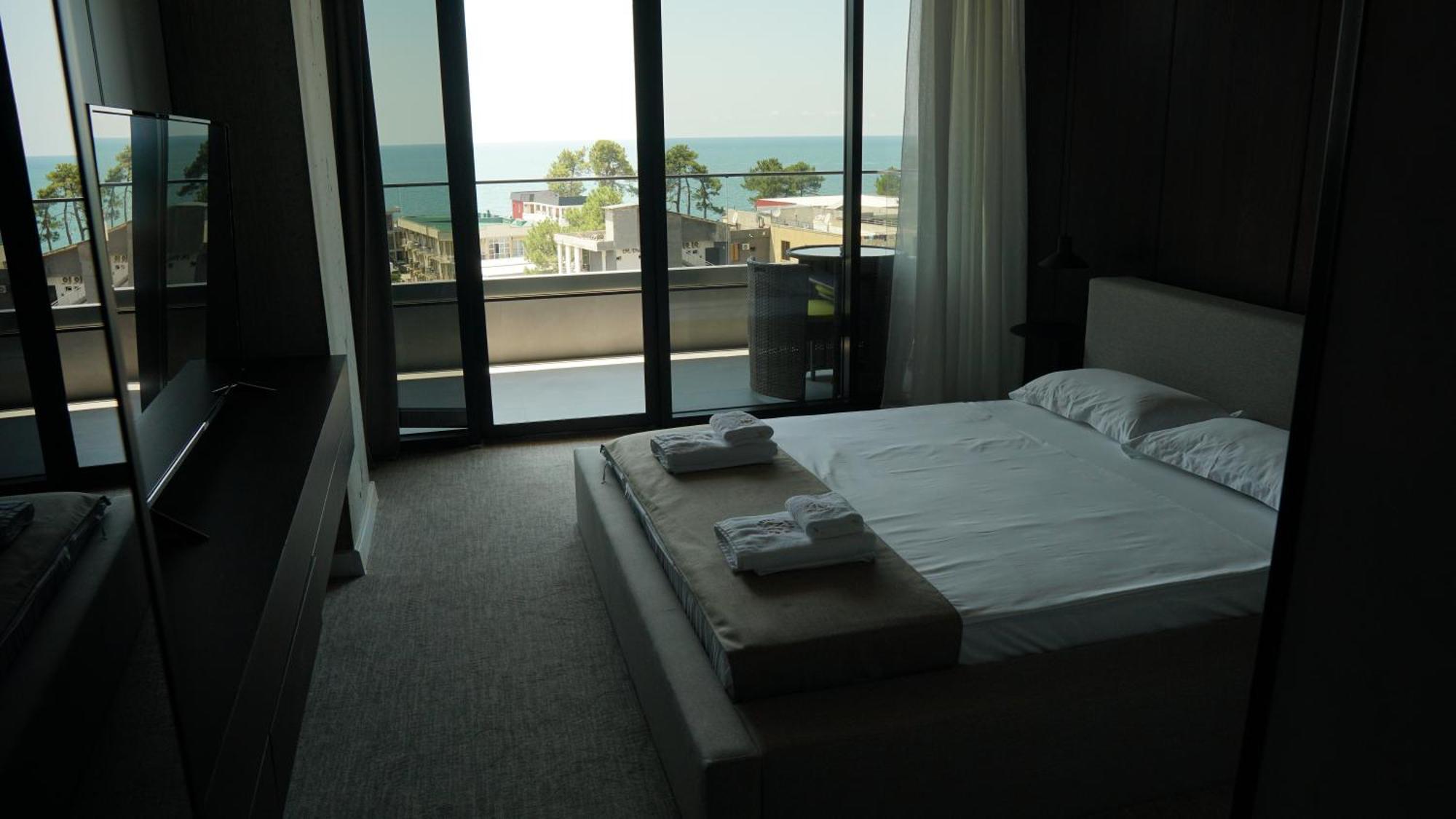 Hotel Nobilis Hall Kobuleti ภายนอก รูปภาพ