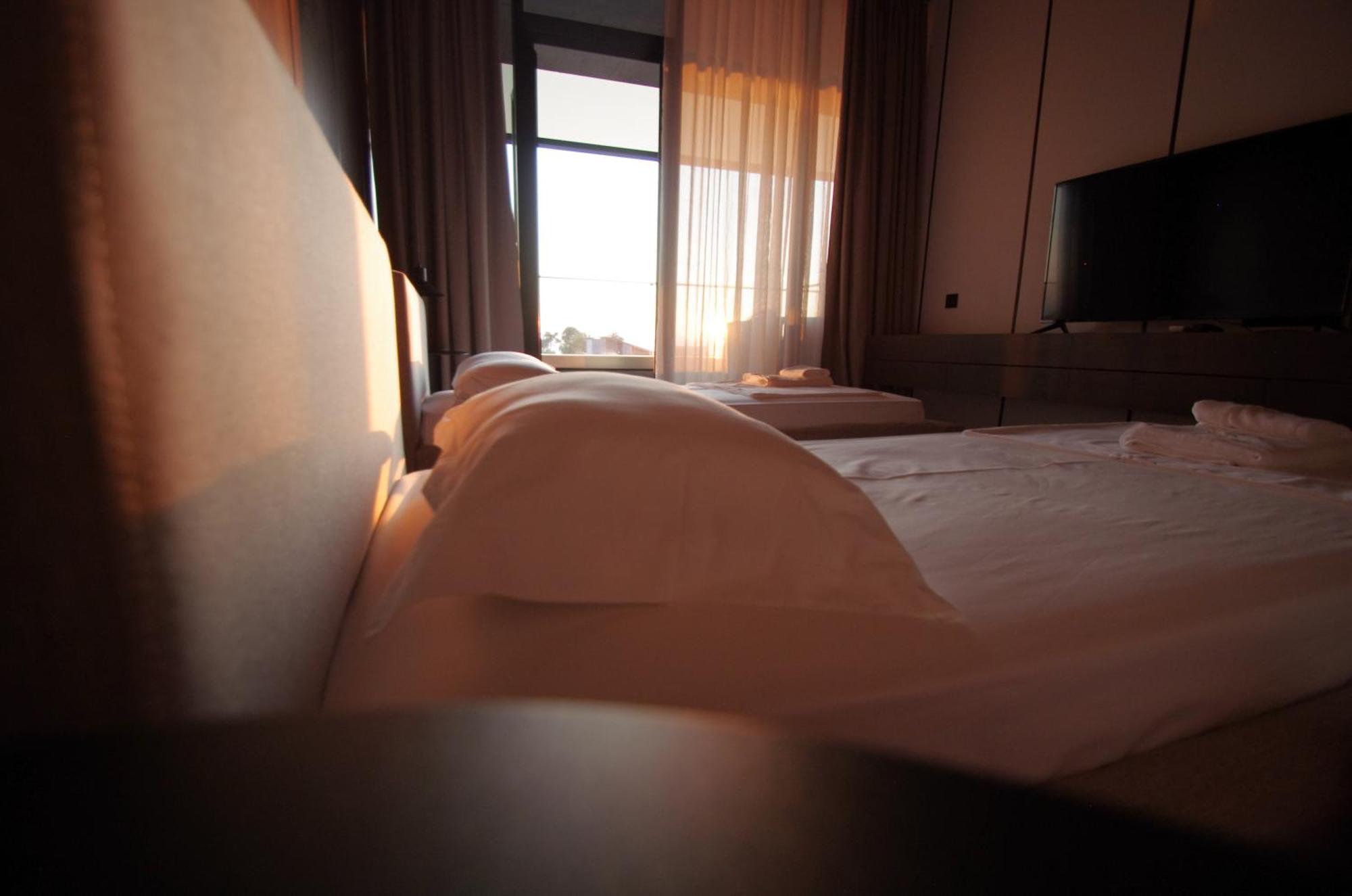Hotel Nobilis Hall Kobuleti ภายนอก รูปภาพ